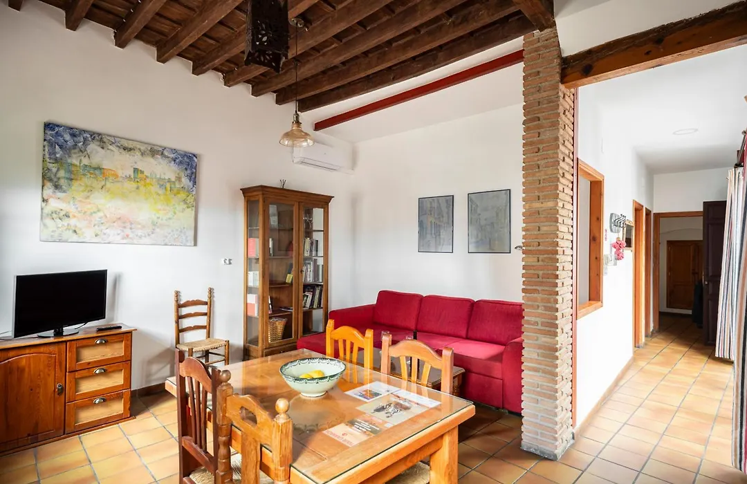 Spacious Sunny&Quiet Albayzin Apartment-1